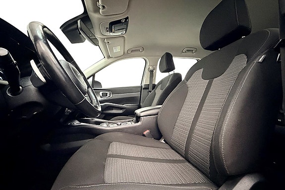 Kia Sorento 12 of 30