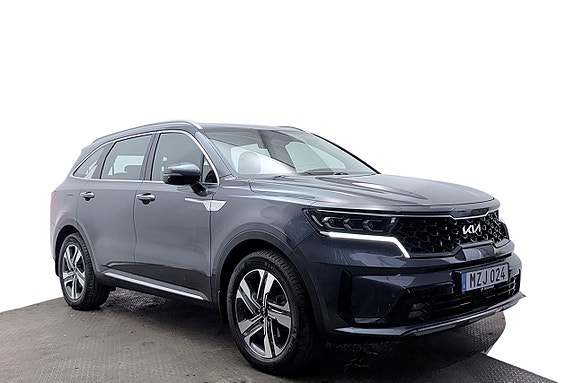 Kia Sorento 4 of 30