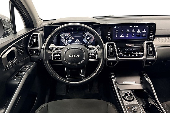 Kia Sorento 17 of 30