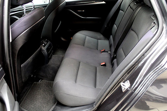 BMW 520d 16 of 21