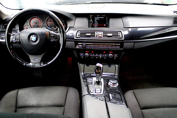 BMW 520d 15 of 21
