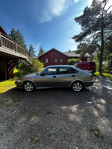 Saab 9-3 3 of 5