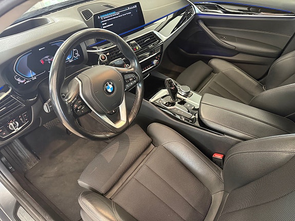 BMW 530e 5 of 5