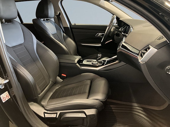 BMW 320d 9 of 21
