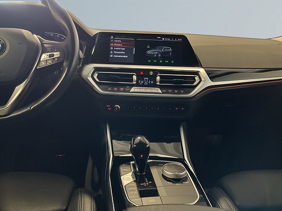 BMW 320d 10 of 21