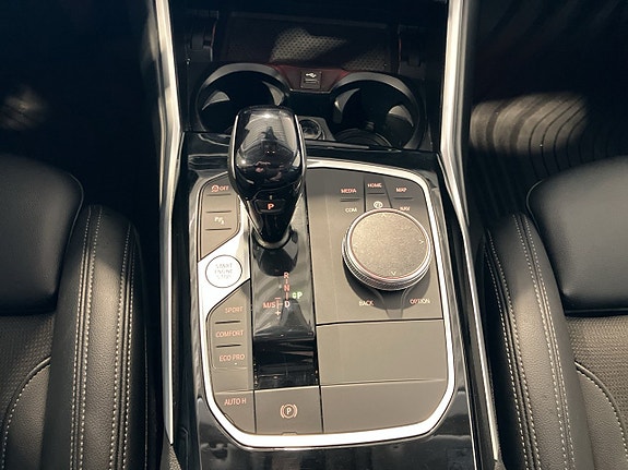 BMW 320d 19 of 21