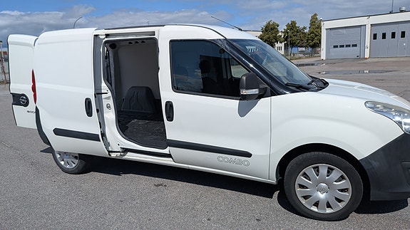 Opel Combo 10 of 26