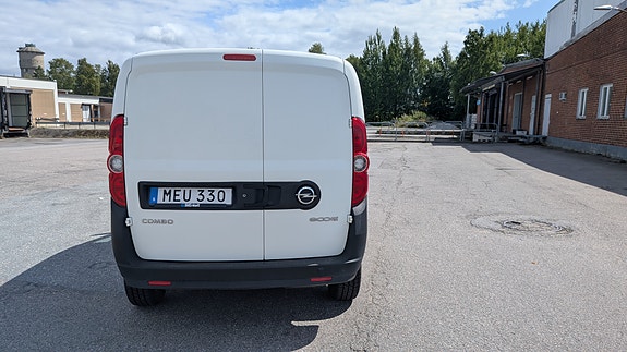 Opel Combo 8 of 26