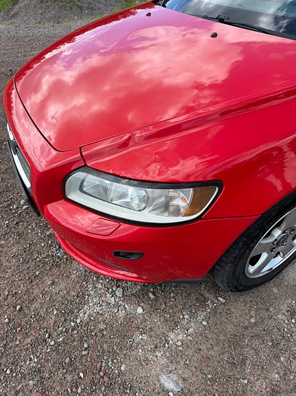 Volvo S40 4 of 5