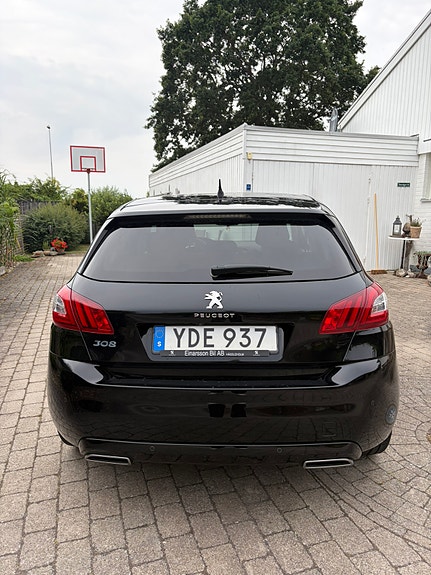 Peugeot 308 3 of 4
