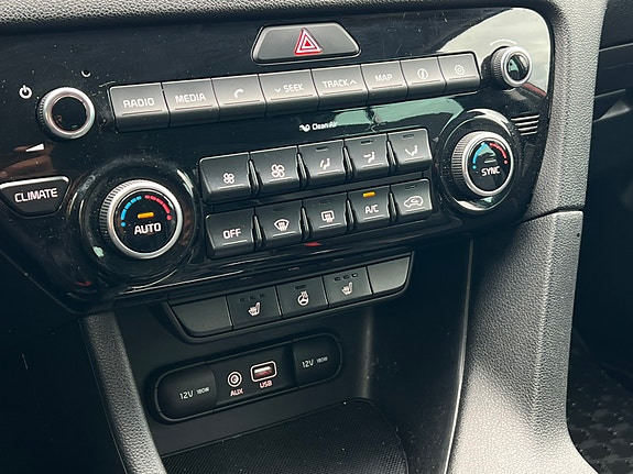 Kia Sportage 15 of 17