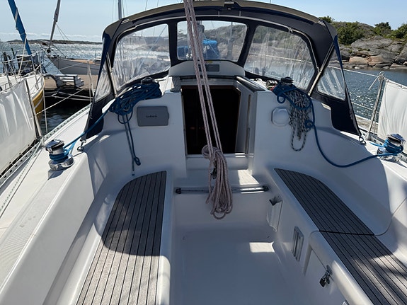 Dufour 32 Classic 2001 2 of 5
