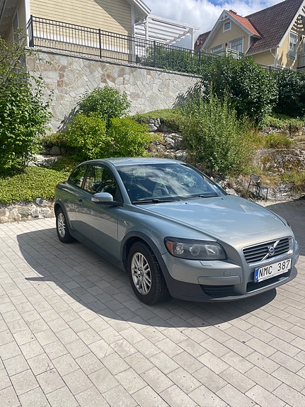 Volvo C30 2 of 11