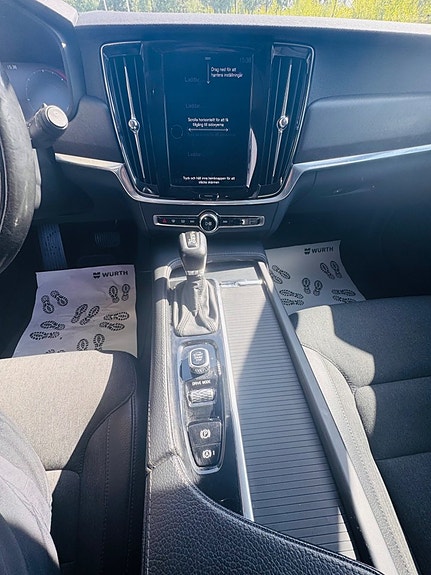 Volvo V90 Cross Country 14 of 18