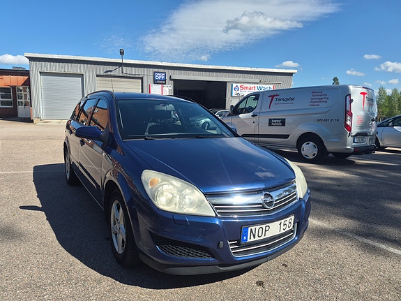 Opel Astra 9 of 10