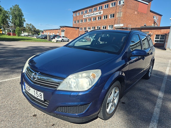 Opel Astra 2 of 5