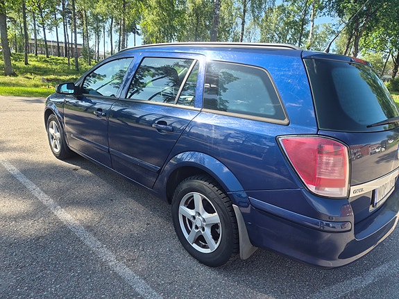 Opel Astra 10 of 10