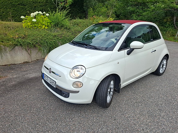 Fiat 500C 2 of 5