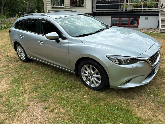 Mazda 6 3 of 5
