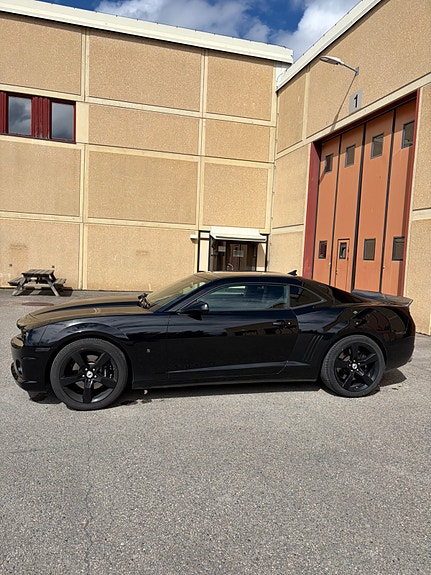 Chevrolet Camaro SS 8 of 19