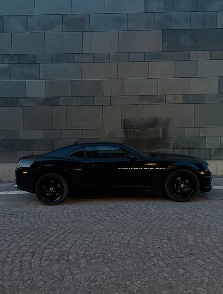 Chevrolet Camaro SS 18 of 19