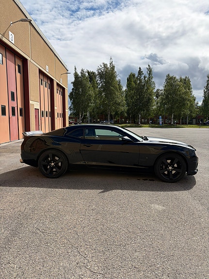 Chevrolet Camaro SS 4 of 19