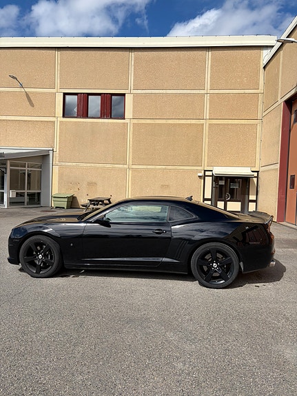 Chevrolet Camaro SS 7 of 19