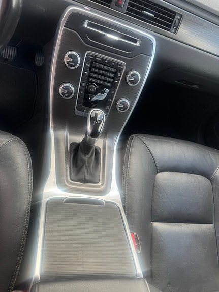 Volvo XC70 6 of 8