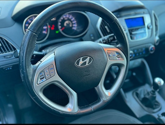 Hyundai ix35 9 of 22
