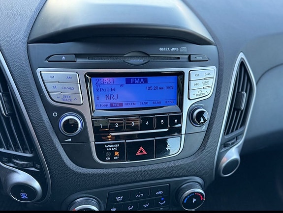 Hyundai ix35 3 of 22