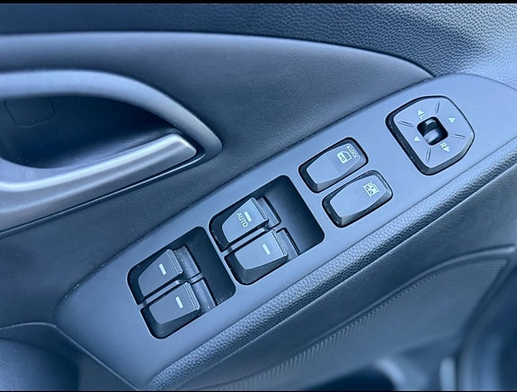 Hyundai ix35 5 of 22