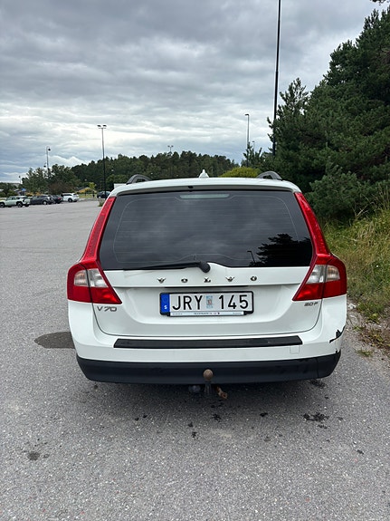 Volvo V70 10 of 11