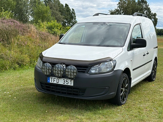 Volkswagen Caddy 2 of 5