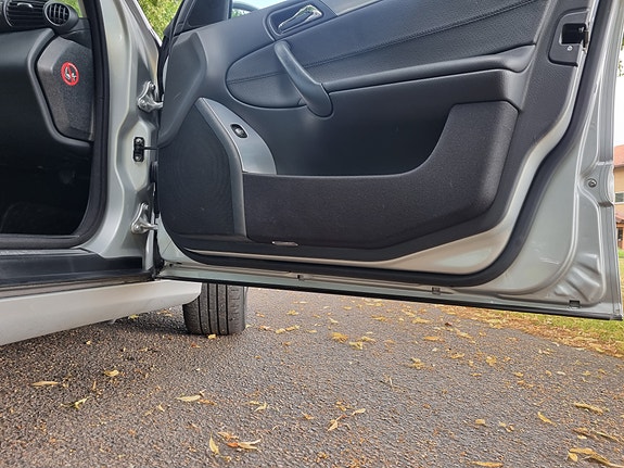Mercedes-Benz C230 9 of 13