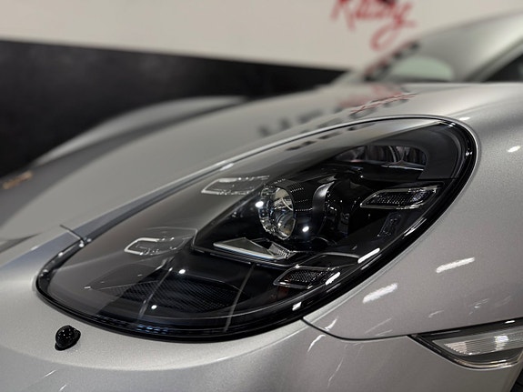 Porsche 718 Boxster 6 of 24