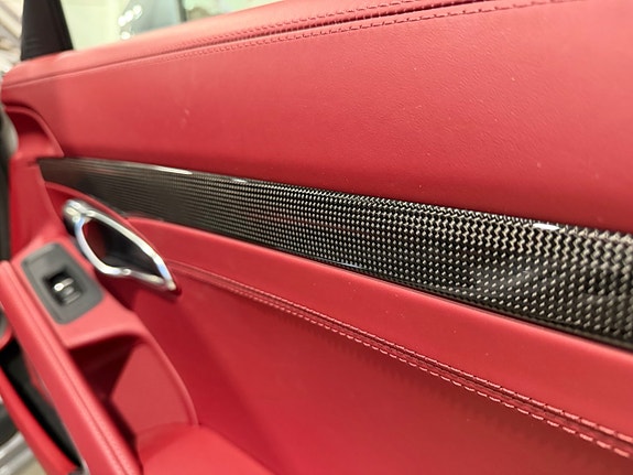 Porsche 718 Boxster 14 of 24