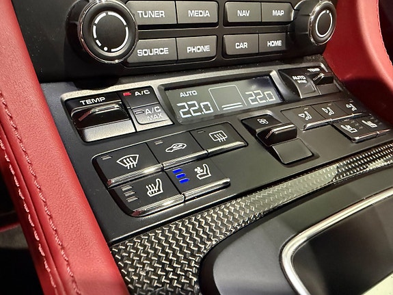 Porsche 718 Boxster 16 of 24