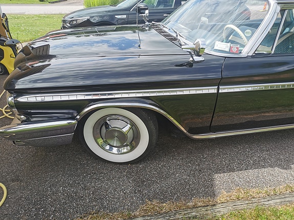 DeSoto Adventurer 4 of 6
