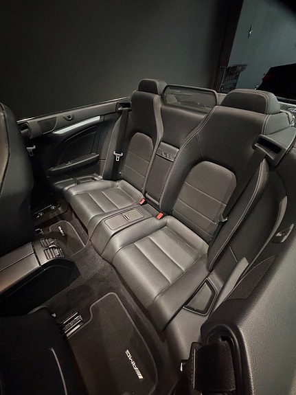 Mercedes-Benz E250 10 of 18