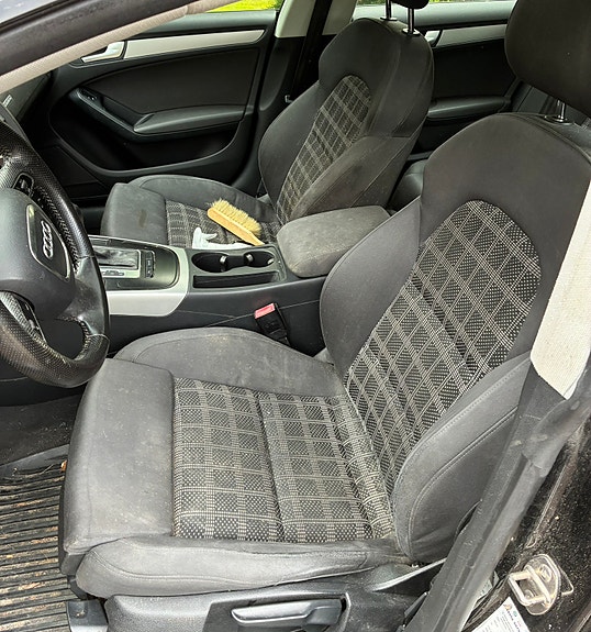Audi A5 4 of 5