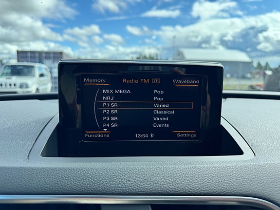 Audi Q3 18 of 27