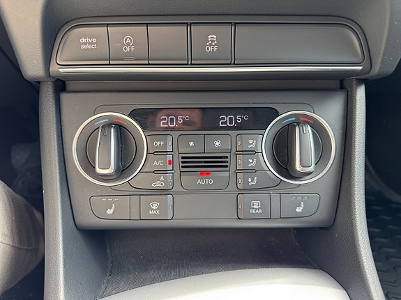 Audi Q3 21 of 27