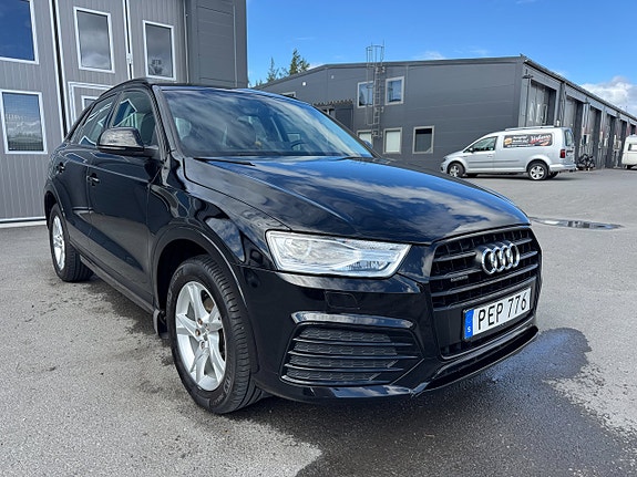 Audi Q3 7 of 27