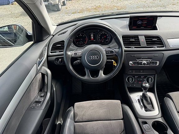 Audi Q3 15 of 27