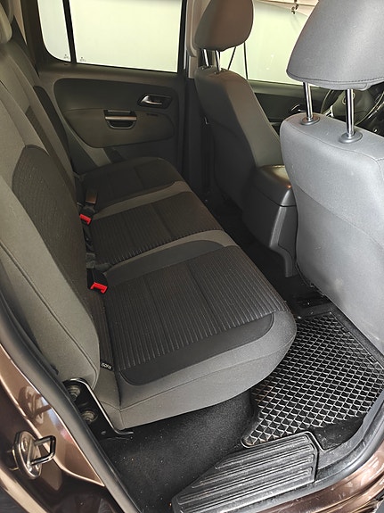 Volkswagen Amarok 3 of 5