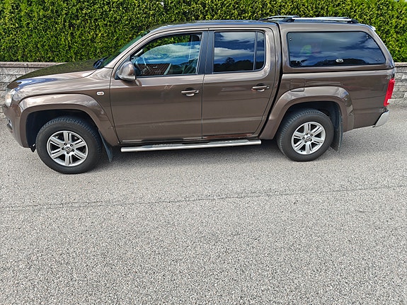 Volkswagen Amarok 2 of 5