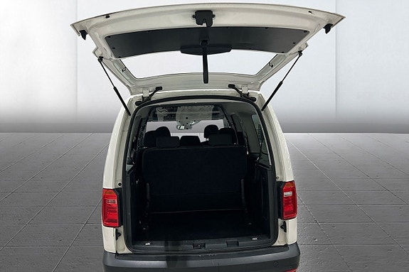 Volkswagen Caddy Maxi 4 of 8