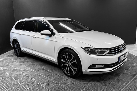 Volkswagen Passat 3 of 5