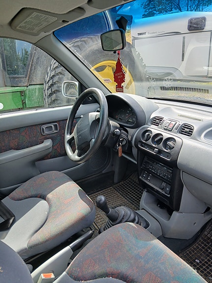 Nissan Micra 3 of 3