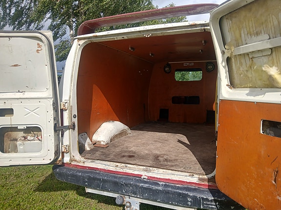 Ford Econoline 7 of 9